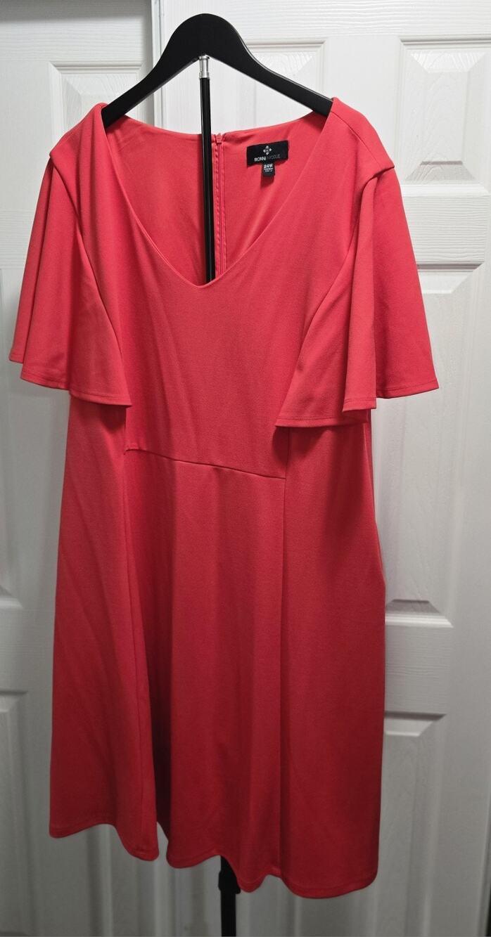 Ronni Nicole Dress 24W Coral Pink Flutter Sleeve V-Neck Fit Flare Crepe VS10240